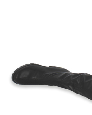 BOTA NEGRO