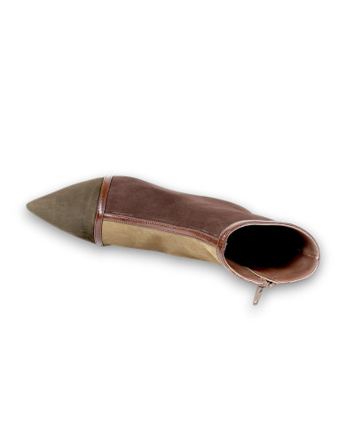 ANTE MOULE J, ANTE CEDAR J, ANTE 6356 A, JULIET
BRANDY L